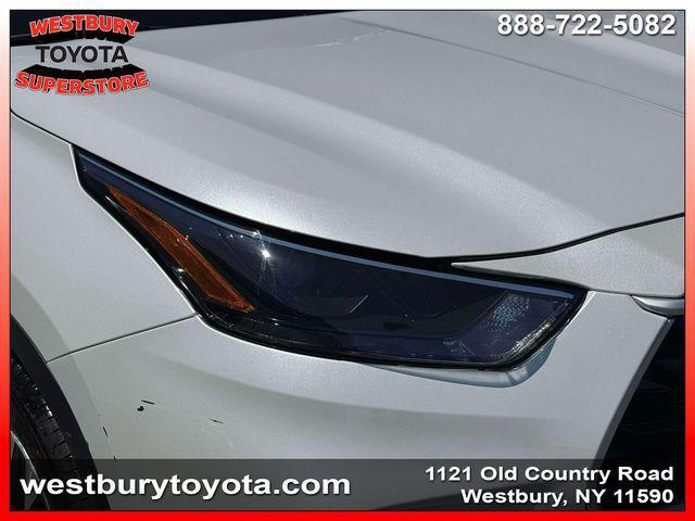 used 2024 Toyota Highlander car, priced at $39,870