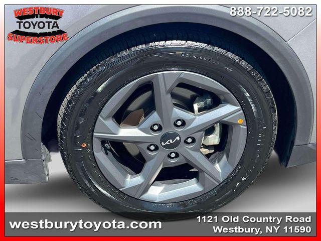 used 2025 Kia K4 car, priced at $21,105
