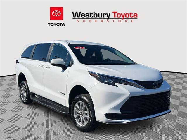 used 2025 Toyota Sienna car, priced at $71,995