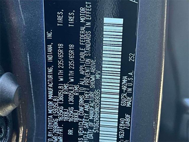 used 2022 Toyota Highlander car, priced at $32,495