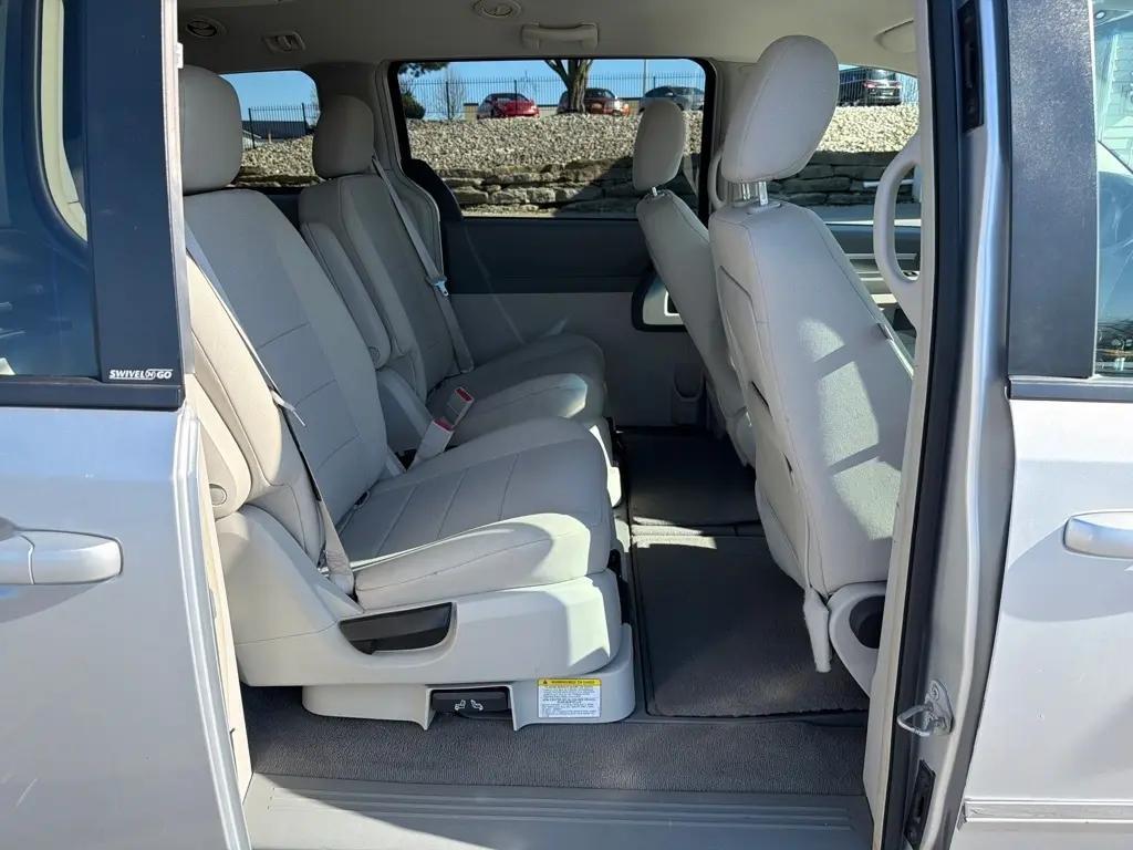 used 2008 Dodge Grand Caravan car, priced at $6,995