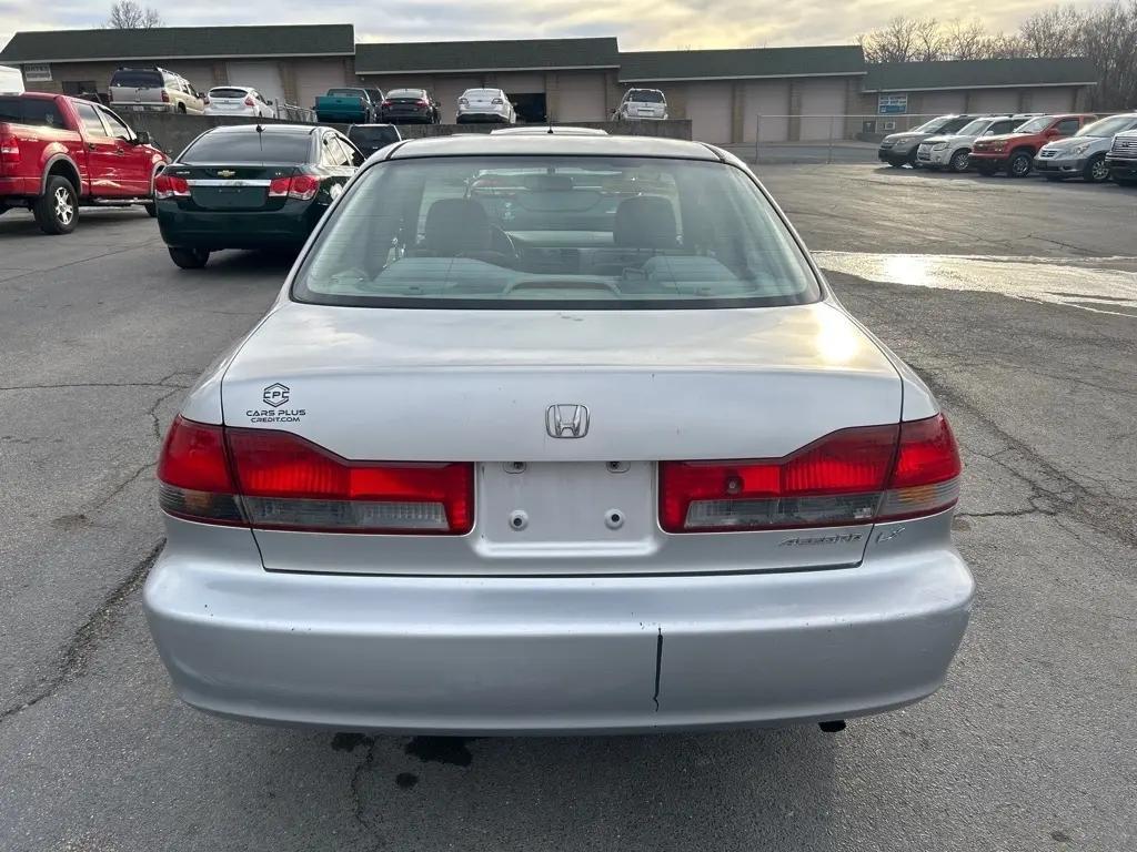 used 2001 Honda Accord car, priced at $2,500