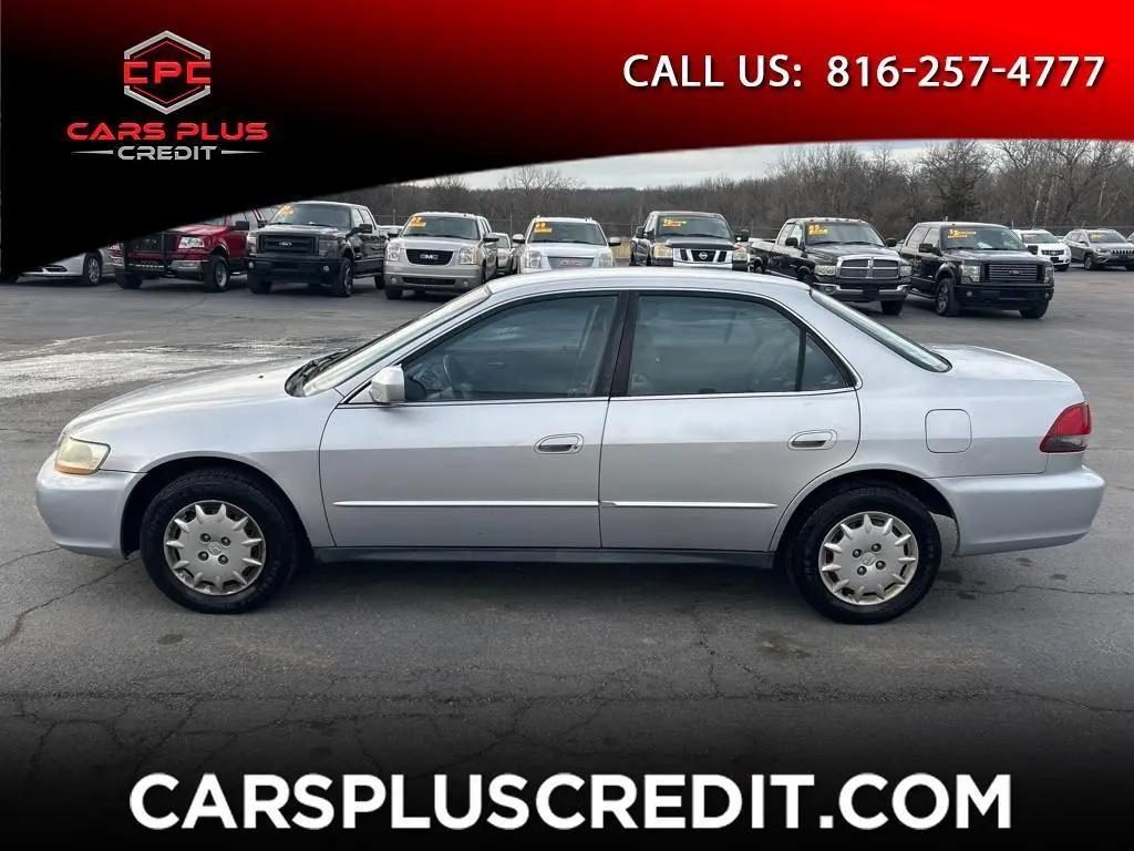 used 2001 Honda Accord car, priced at $2,500