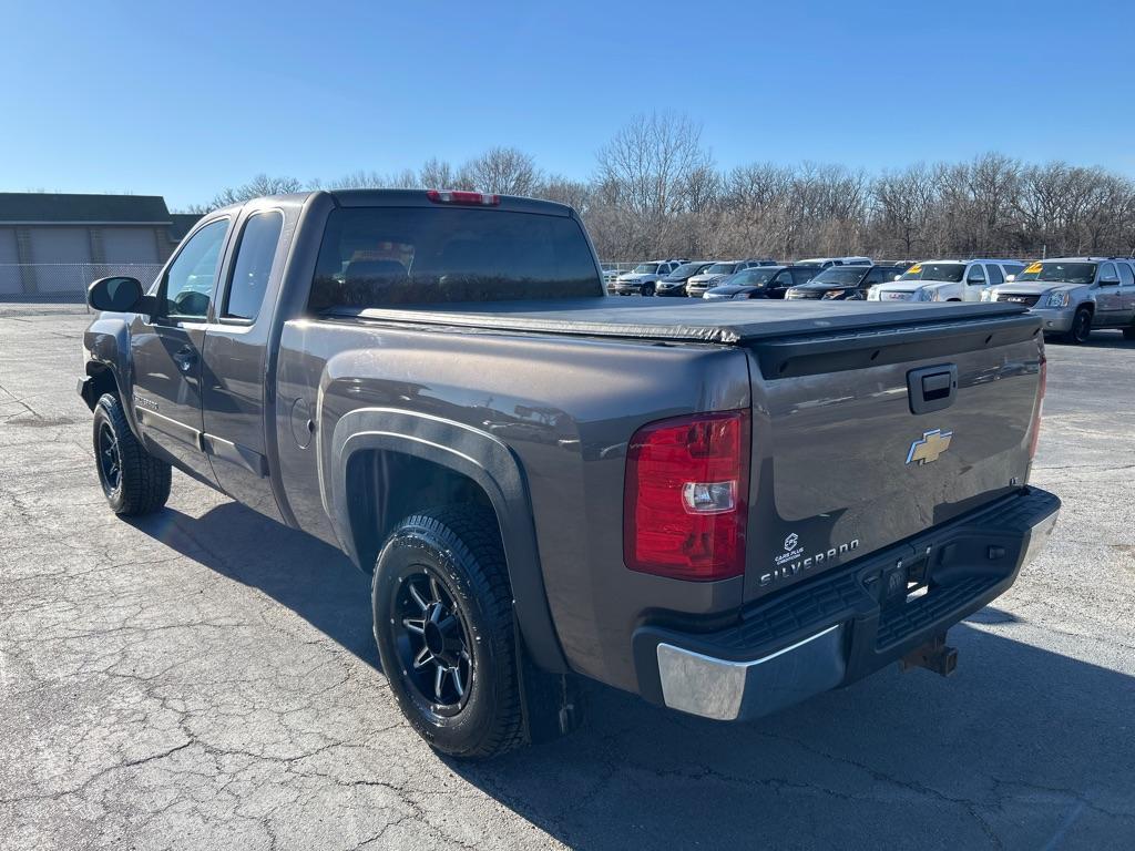 used 2007 Chevrolet Silverado 1500 car, priced at $7,995