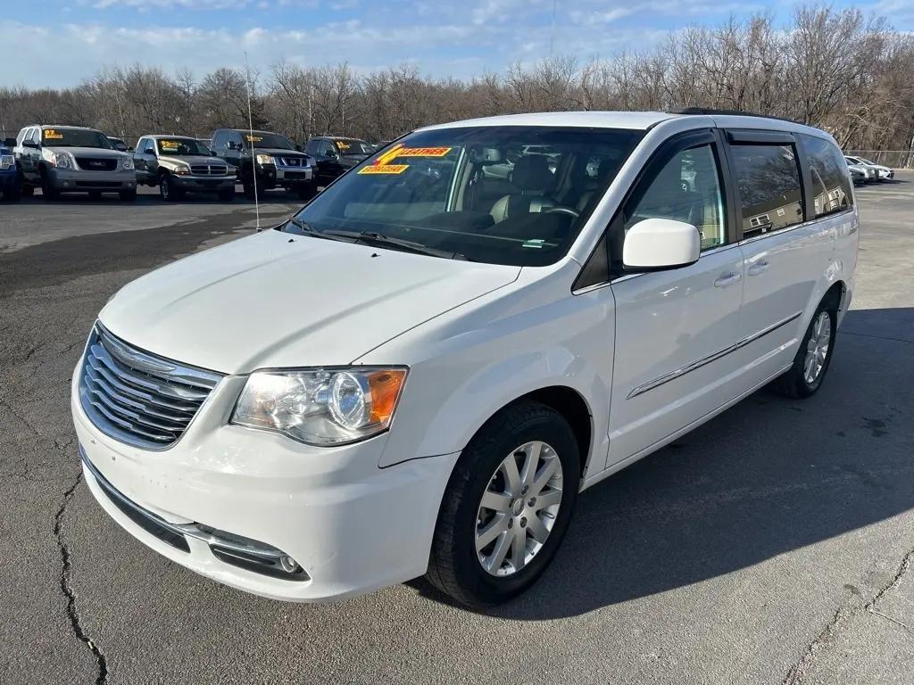 used 2014 Chrysler Town & Country car, priced at $6,995