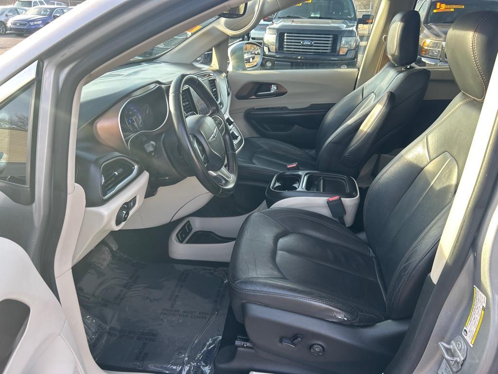 used 2017 Chrysler Pacifica car, priced at $10,995