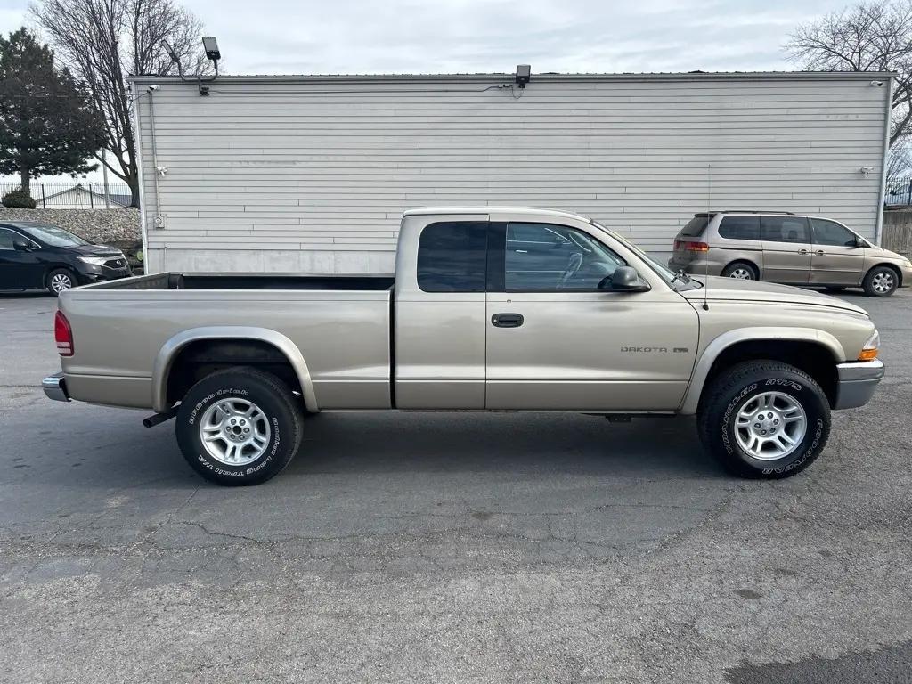 used 2002 Dodge Dakota car, priced at $5,995