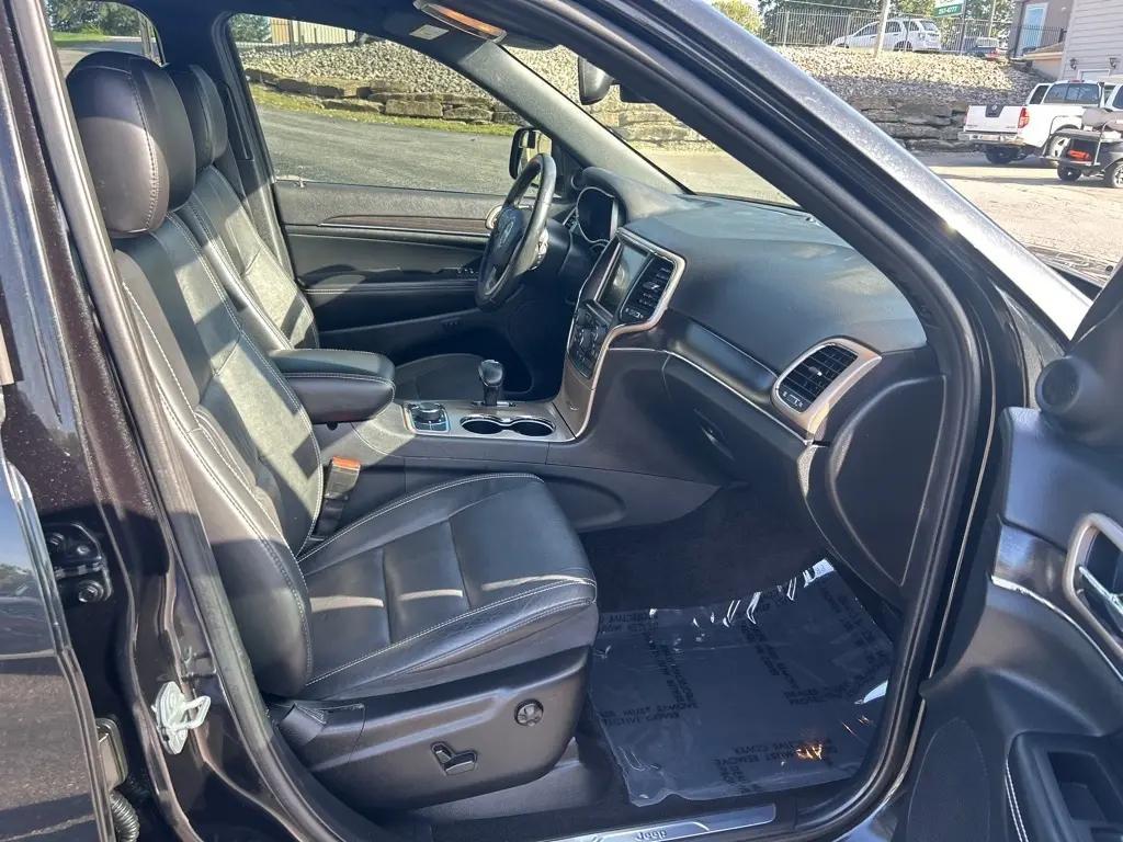 used 2015 Jeep Grand Cherokee car, priced at $9,995