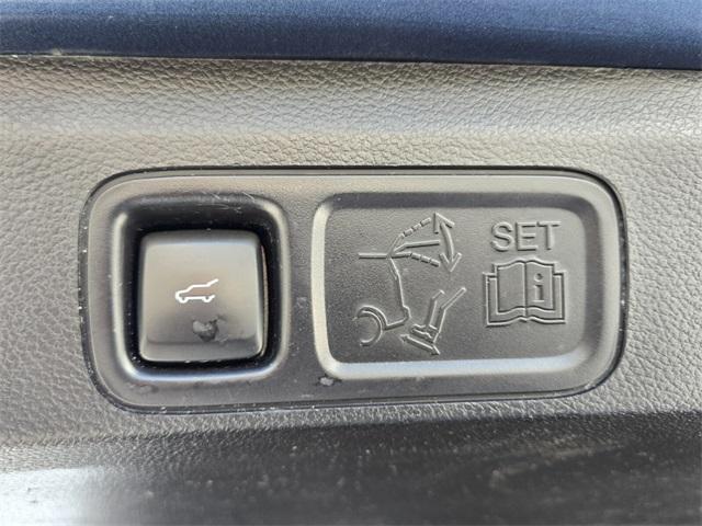 used 2019 Lincoln Navigator car, priced at $36,997