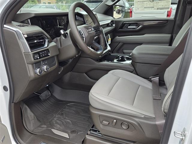 new 2025 GMC Yukon XL car, priced at $72,735