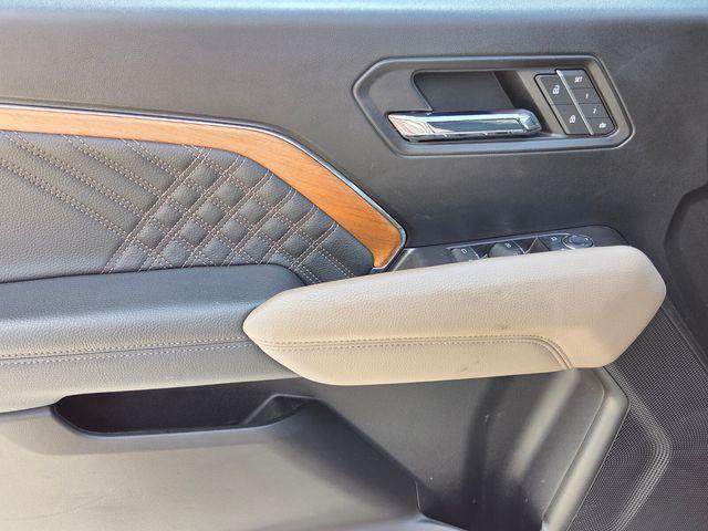 used 2024 GMC Canyon car, priced at $40,997