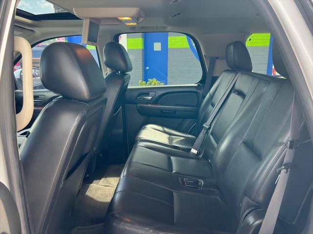 2014 Summit White Chevrolet Tahoe