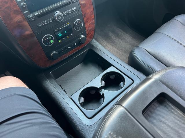 2014 Summit White Chevrolet Tahoe