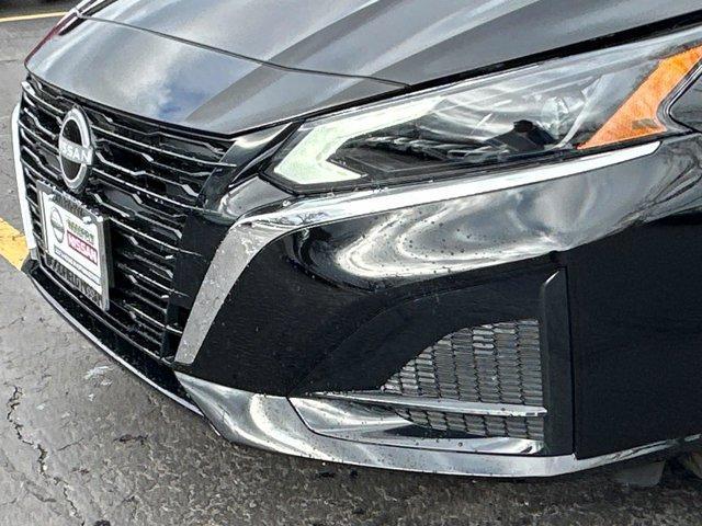 new 2025 Nissan Altima car, priced at $32,565