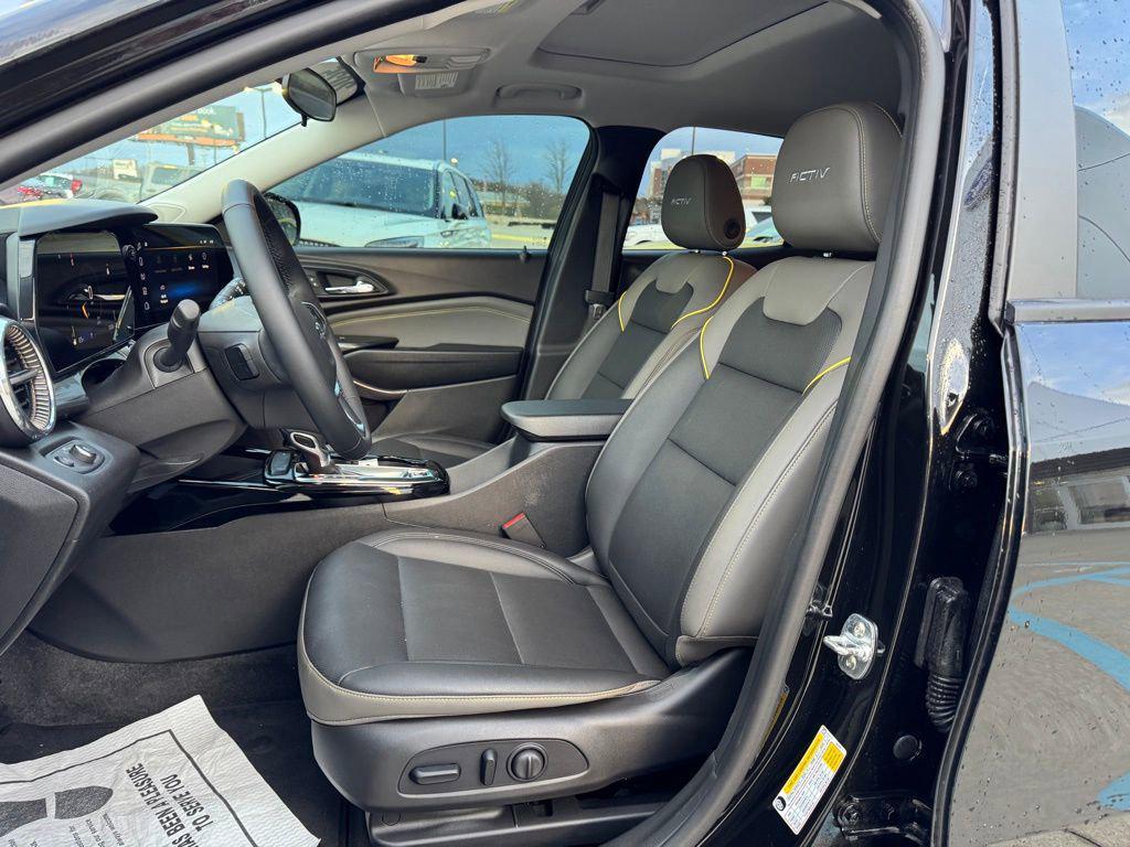 used 2025 Chevrolet Trax car, priced at $24,938