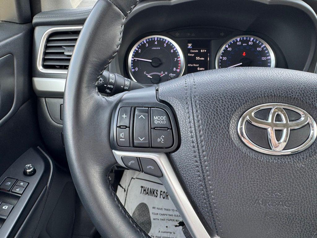 used 2018 Toyota Highlander car, priced at $19,544