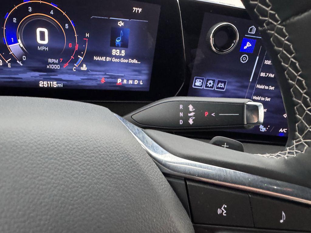 used 2025 Chevrolet Traverse car, priced at $39,942