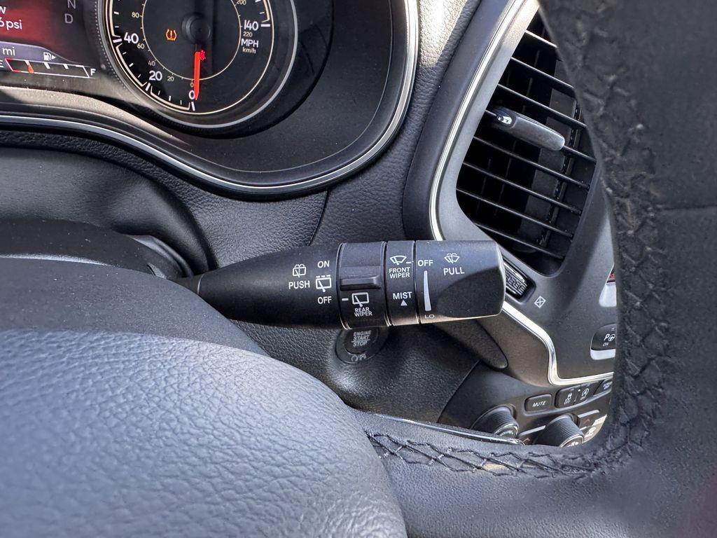 used 2023 Jeep Cherokee car, priced at $26,990