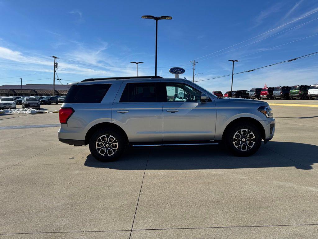 used 2022 Ford Expedition car, priced at $36,999