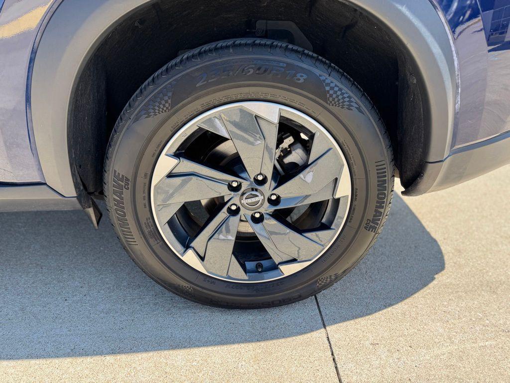 used 2025 Nissan Rogue car, priced at $23,999