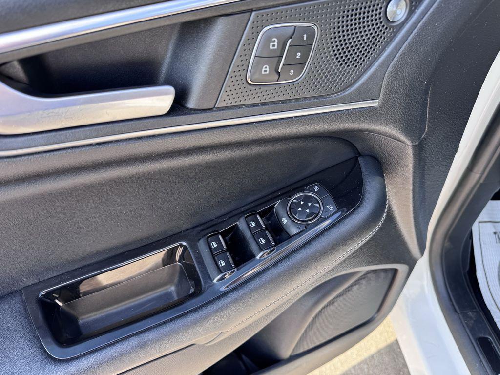 used 2020 Ford Edge car, priced at $23,500