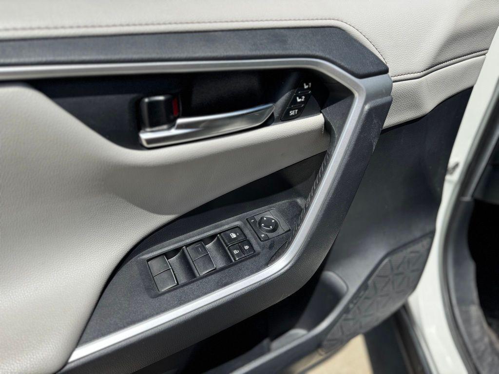 used 2019 Toyota RAV4 car, priced at $27,699
