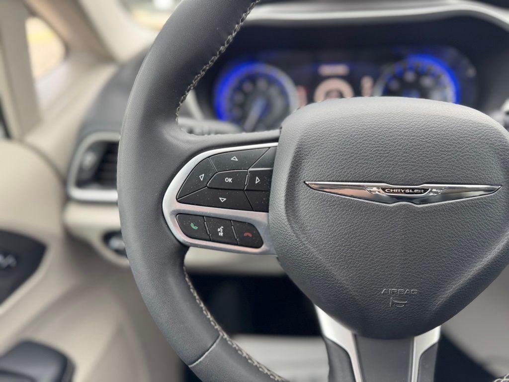used 2023 Chrysler Pacifica car, priced at $23,999