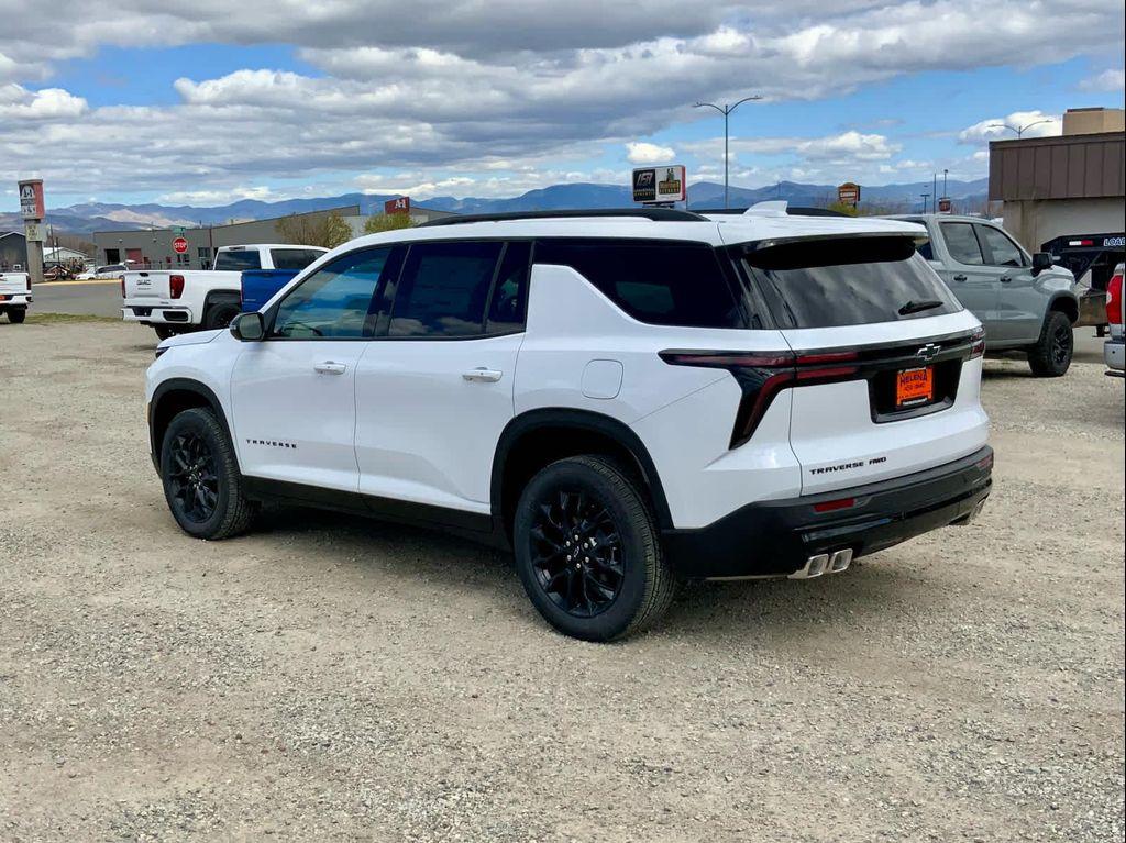 new 2026 Chevrolet Traverse car, priced at $44,999