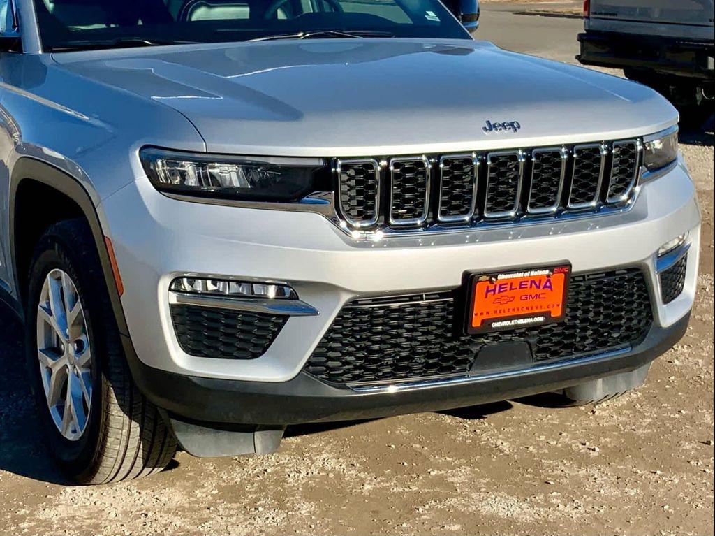 used 2023 Jeep Grand Cherokee car, priced at $29,977