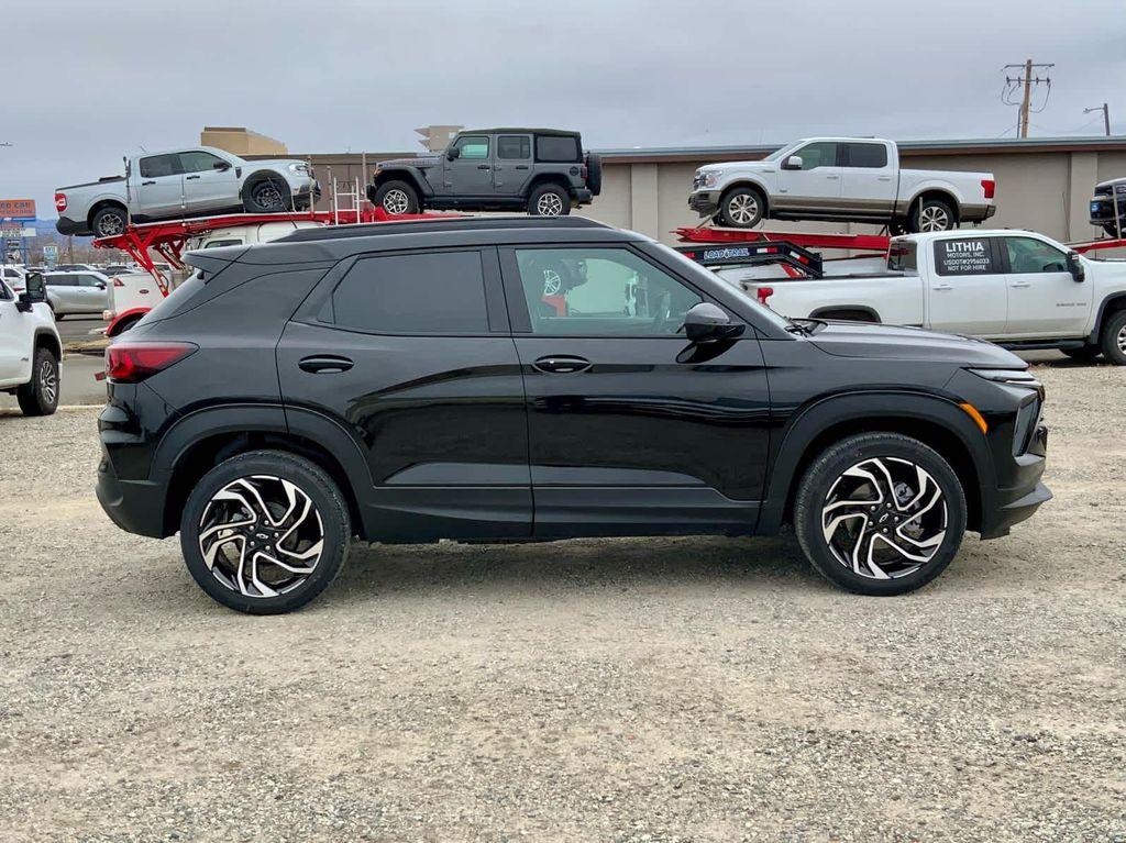 new 2026 Chevrolet TrailBlazer car, priced at $28,795