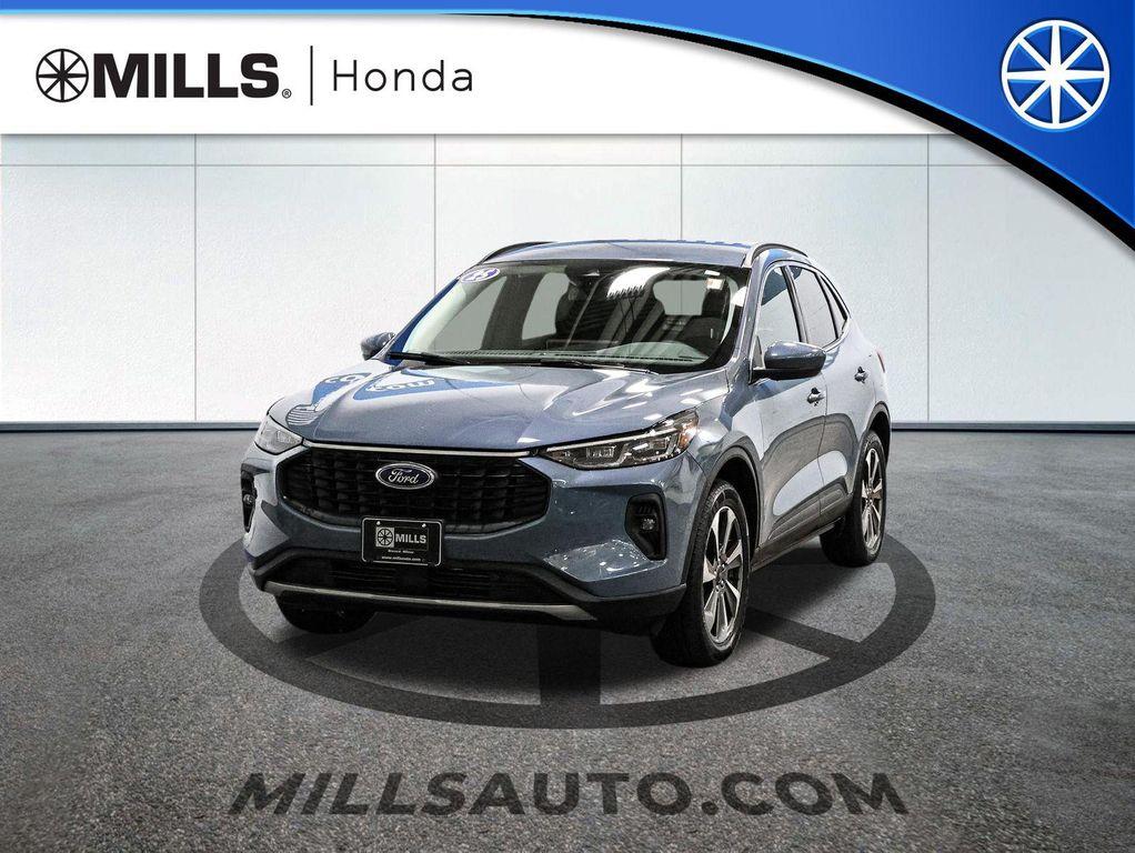 used 2025 Ford Escape car, priced at $28,040