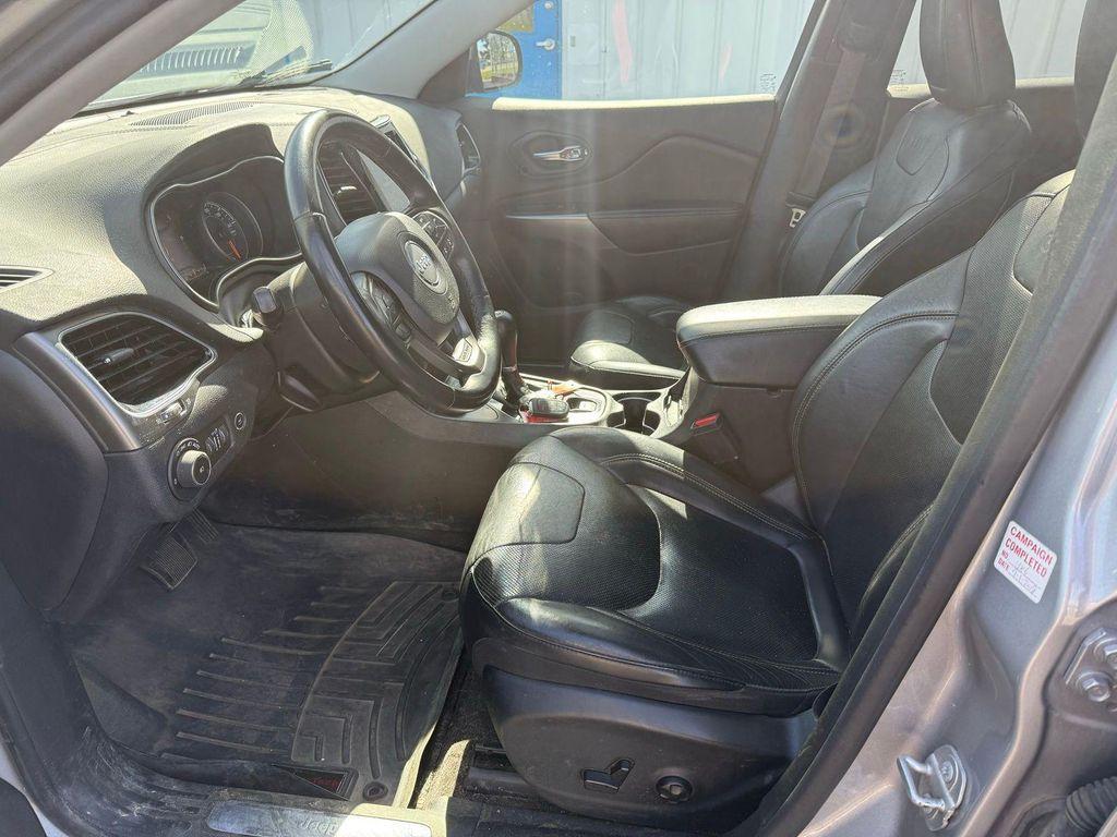 used 2019 Jeep Cherokee car, priced at $13,460