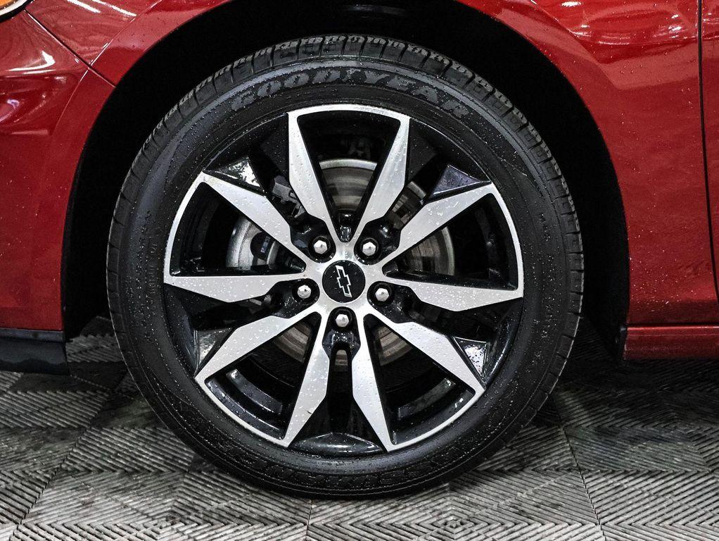 used 2020 Chevrolet Malibu car, priced at $11,341