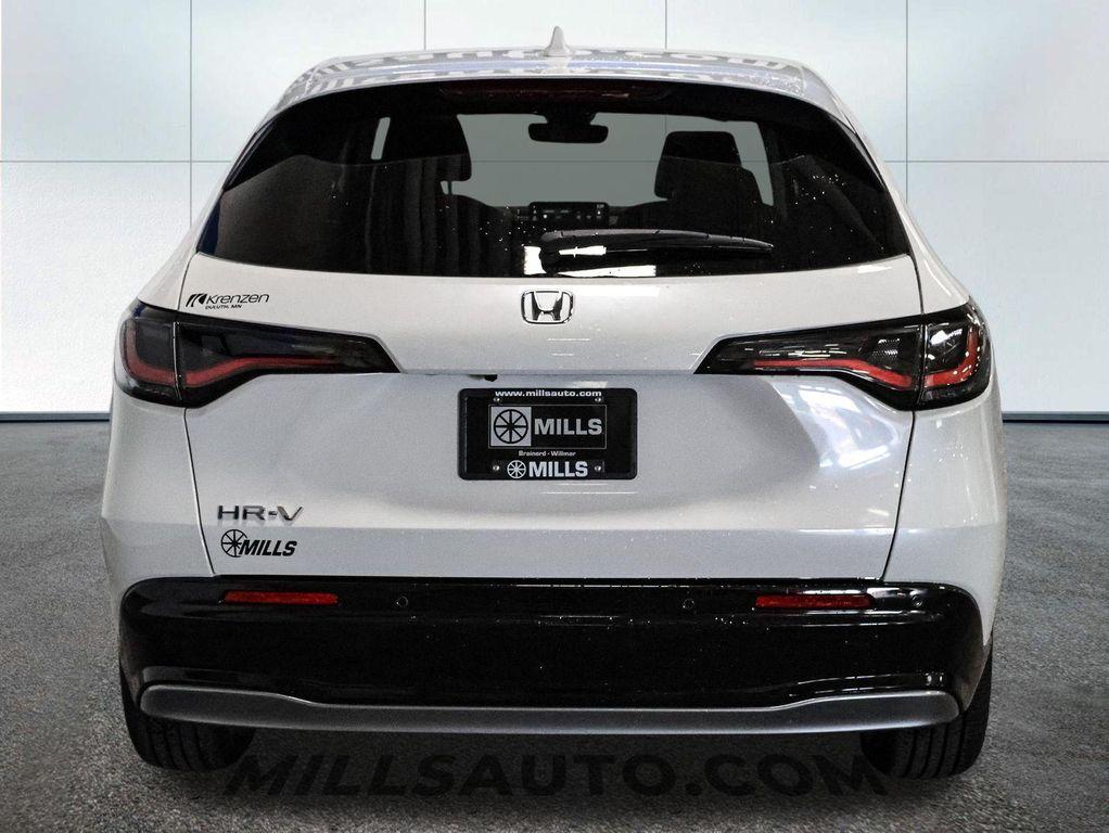 new 2026 Honda CR-V Hybrid car, priced at $40,175