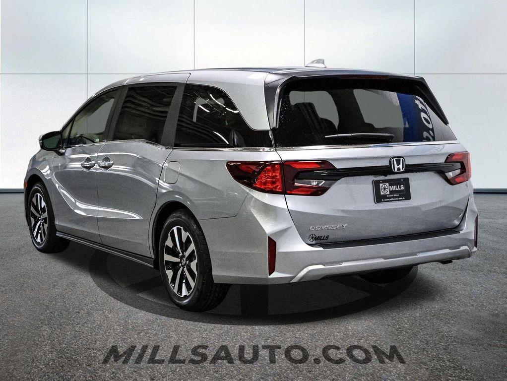 new 2026 Honda Odyssey car, priced at $42,290
