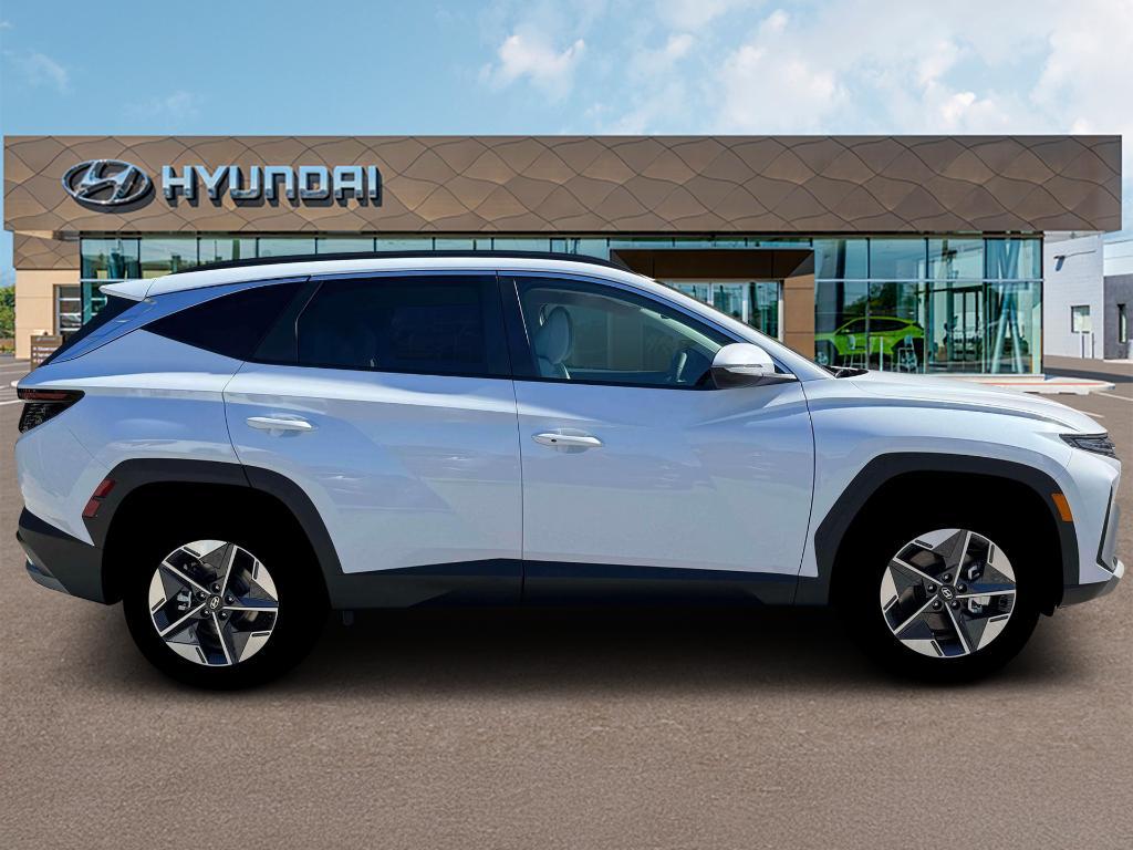 new 2026 Hyundai TUCSON Hybrid car, priced at $37,695