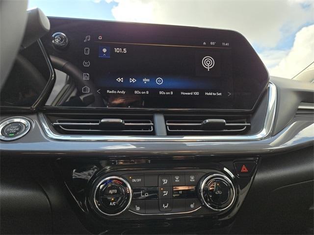 used 2025 Chevrolet Trax car, priced at $23,394