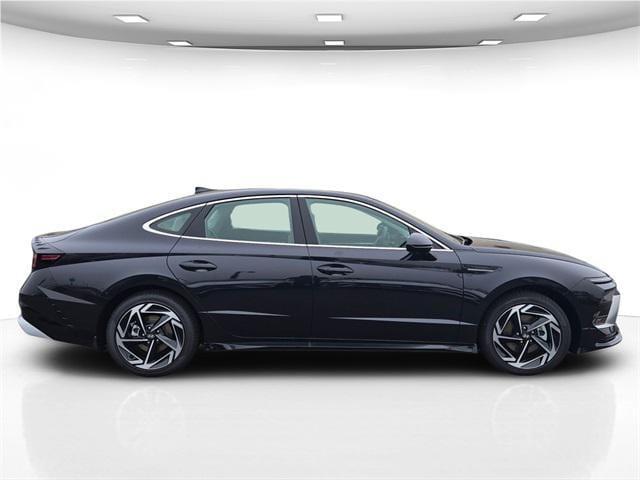 new 2026 Hyundai Sonata car, priced at $30,795