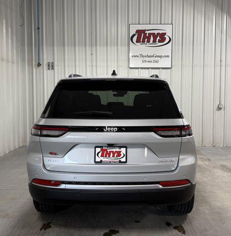 new 2026 Jeep Grand Cherokee car, priced at $45,946