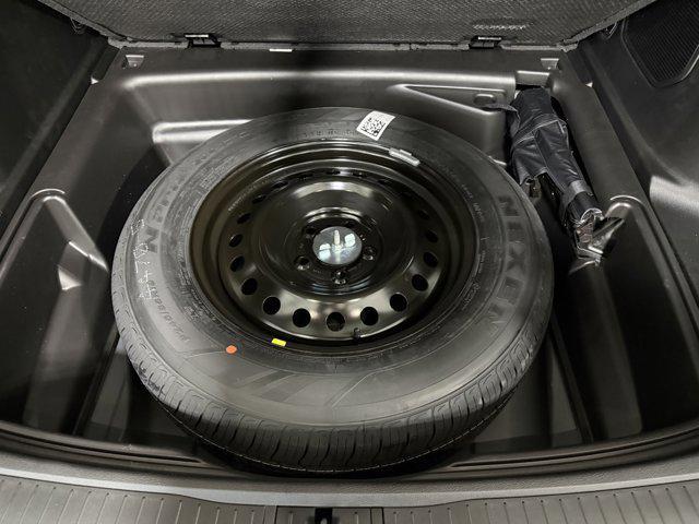 new 2026 Jeep Grand Cherokee car, priced at $46,990