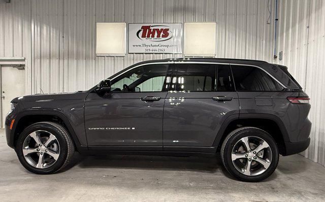 new 2026 Jeep Grand Cherokee car, priced at $46,990