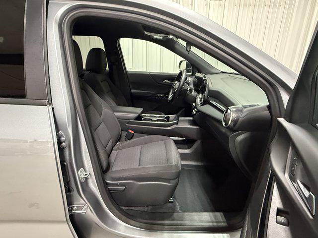 used 2025 Chevrolet Equinox car, priced at $25,986