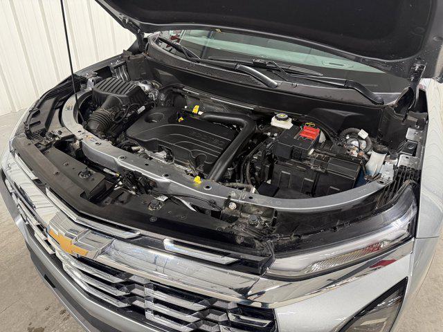 used 2025 Chevrolet Equinox car, priced at $25,986
