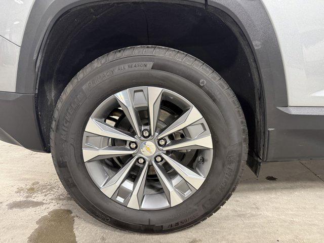 used 2025 Chevrolet Equinox car, priced at $25,986