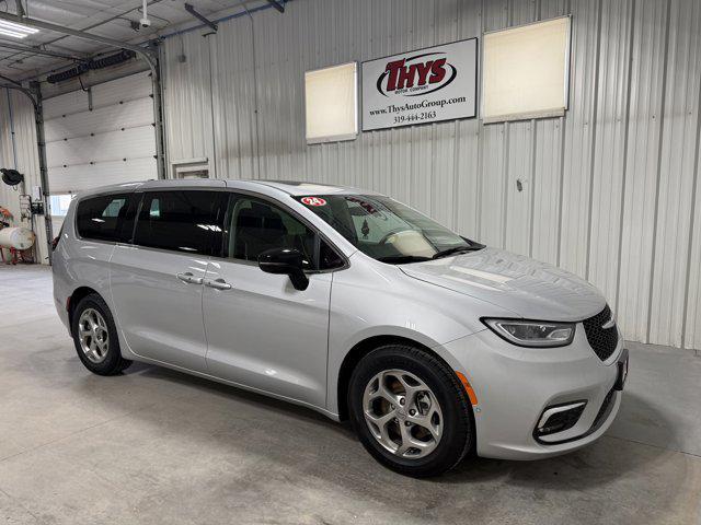 used 2024 Chrysler Pacifica car, priced at $33,860