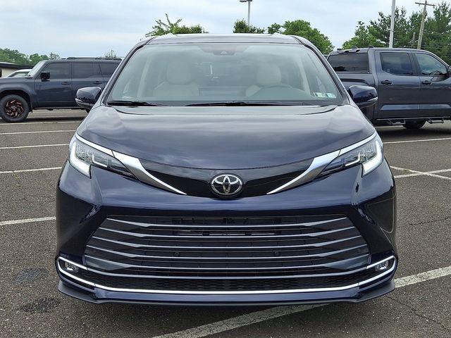 new 2026 Toyota Sienna car, priced at $57,489