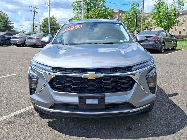 used 2025 Chevrolet Trax car, priced at $21,998