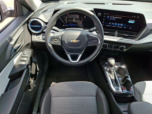 used 2025 Chevrolet Trax car, priced at $21,998