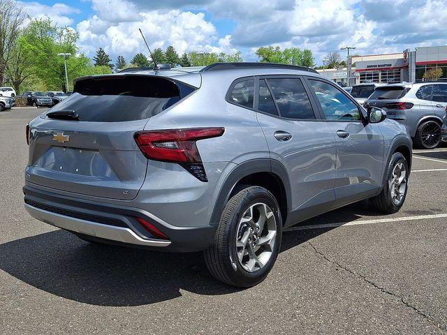 used 2025 Chevrolet Trax car, priced at $21,998