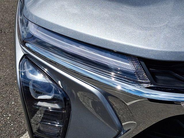 used 2025 Chevrolet Trax car, priced at $21,998
